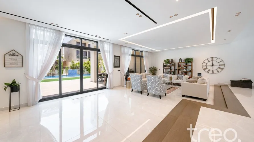 Villa de 7 chambres à Jumeirah Park, UAE No. 2827 № 4