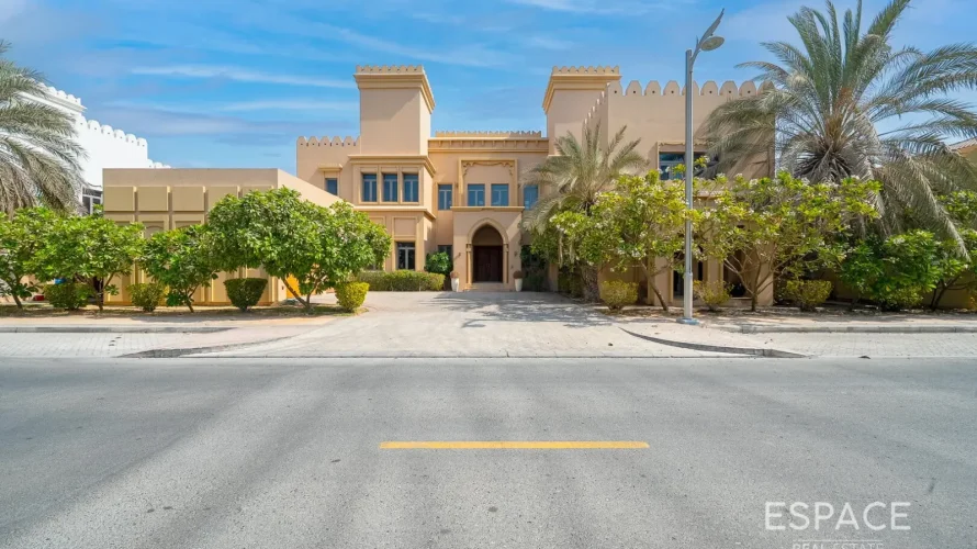 Villa de 6 chambres à Palm Jumeirah, UAE No. 2981 № 19