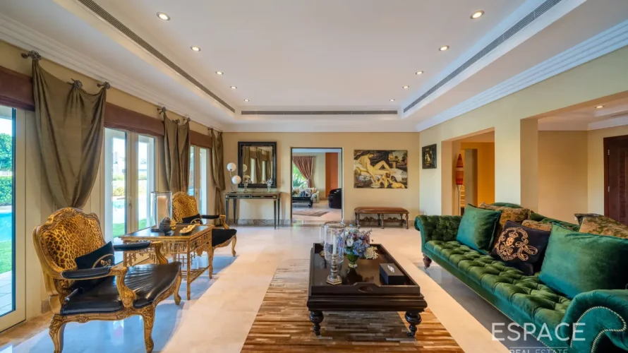 Villa de 6 chambres à Meadows, UAE No. 2971 № 10