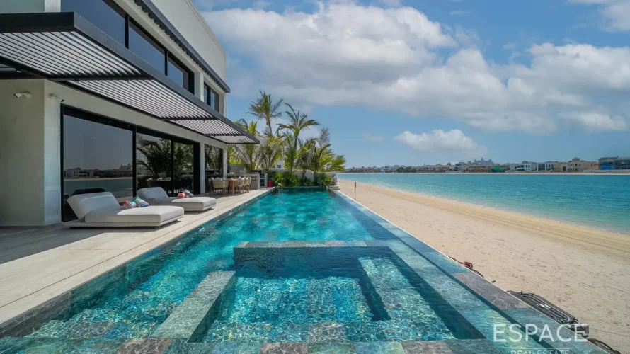 Villa de 4 chambres à Palm Jumeirah, UAE No. 2973