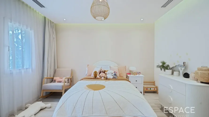 Villa de 5 chambres à Meadows, UAE No. 2978 № 11