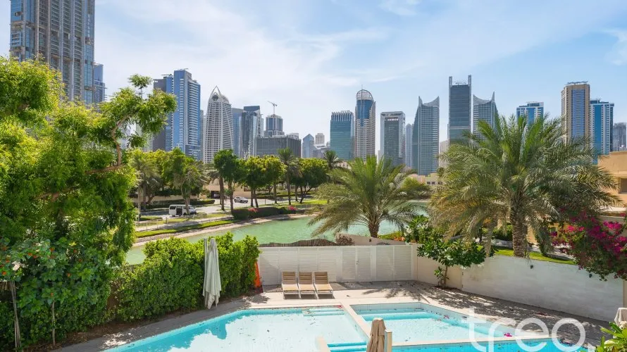 Villa de 6 chambres à Meadows, UAE No. 2820 № 23