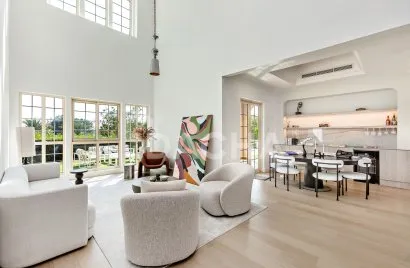 Villa de 4 chambres à Jumeirah Islands, UAE No. 2952