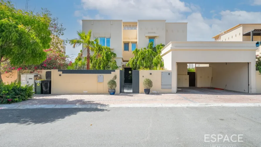 Villa de 5 chambres à The Lakes, UAE No. 2976 № 4