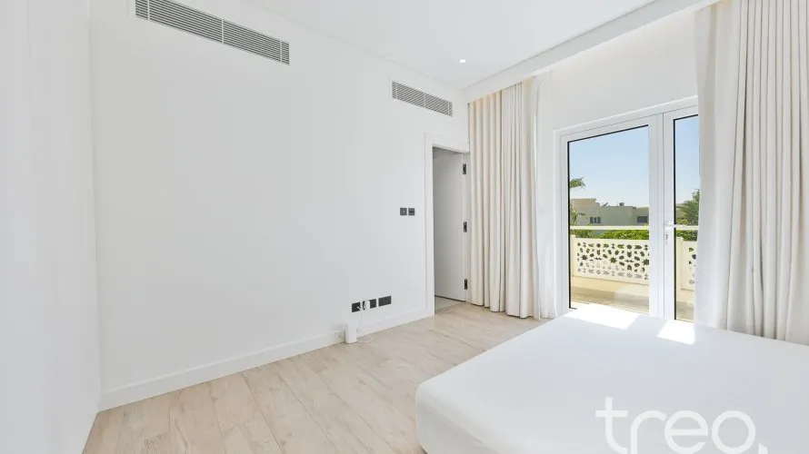 Villa de 5 chambres à Meadows, UAE No. 2833 № 4