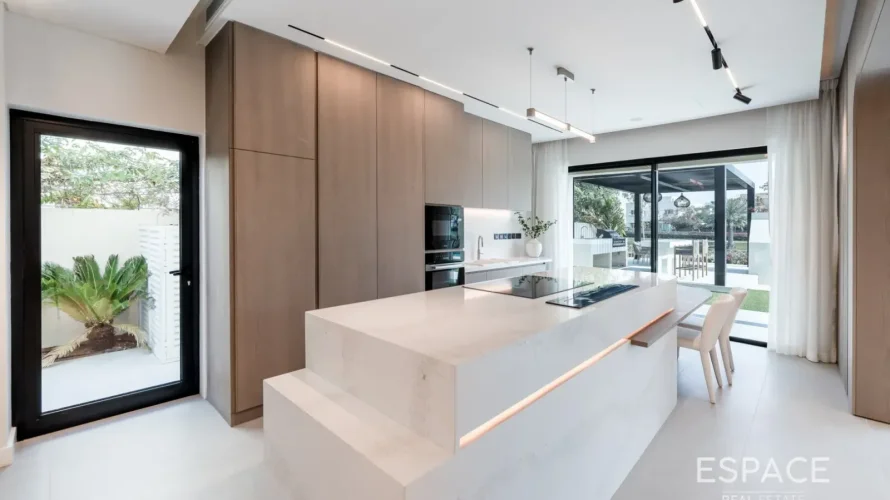 Villa de 5 chambres à Meadows, UAE No. 2995 № 13