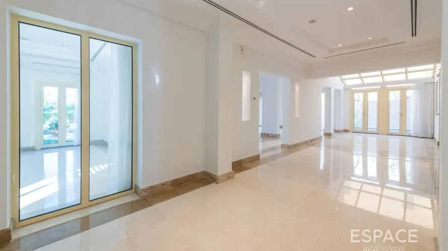 Villa de 4 chambres à Meadows, UAE No. 2974 № 4