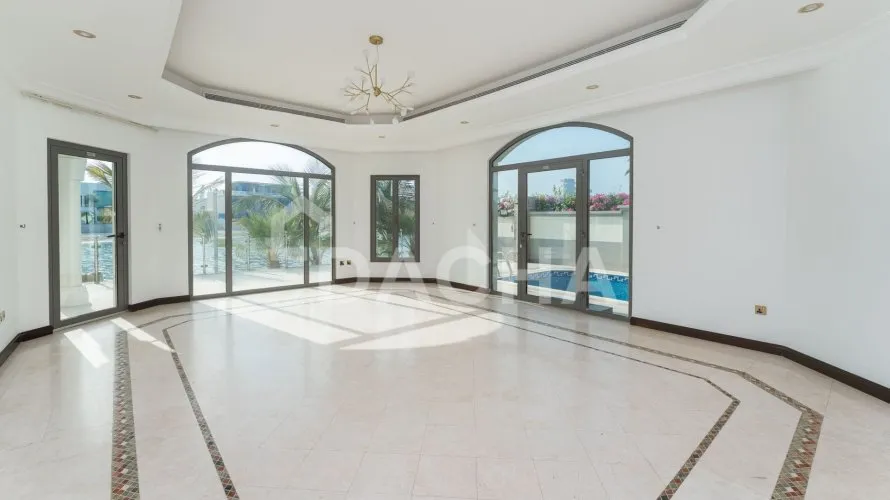 Villa de 5 chambres à Garden Homes, UAE No. 3398 № 1