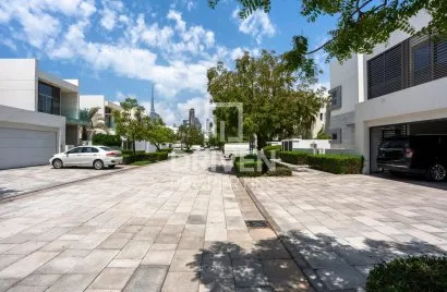 Villa de 5 chambres à District One, UAE No. 3201