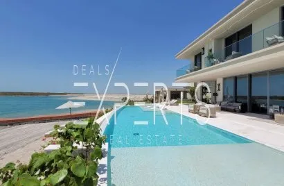 Villa de 6 chambres à Abu Dhabi, UAE No. 3746