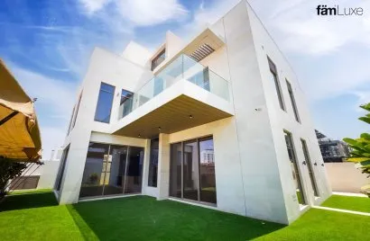 Villa de 6 chambres à Dubai, UAE No. 3740
