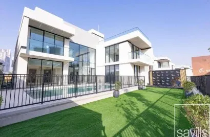 Villa de 5 chambres à Dubai, UAE No. 3873
