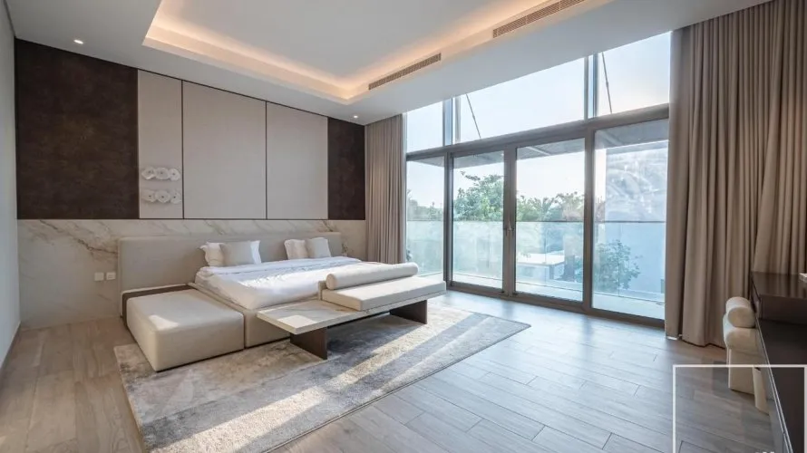 Villa de 5 chambres à District One, UAE No. 4226 № 1