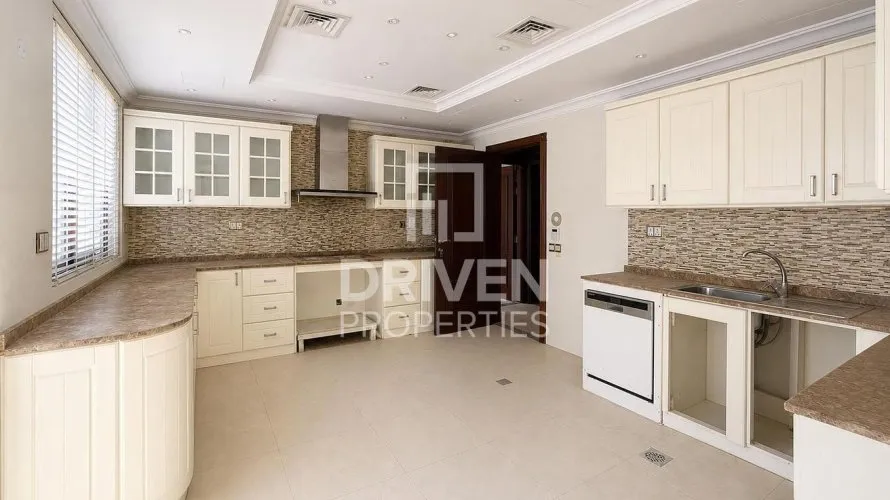 Villa de 5 chambres à Signature Villas, UAE No. 4059 № 9