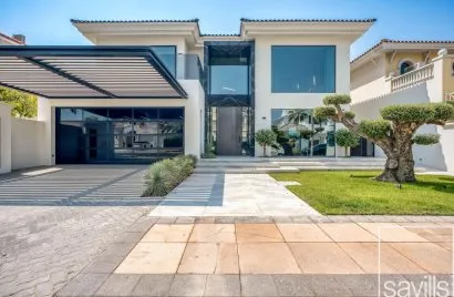 Villa de 5 chambres à Garden Homes, UAE No. 4220