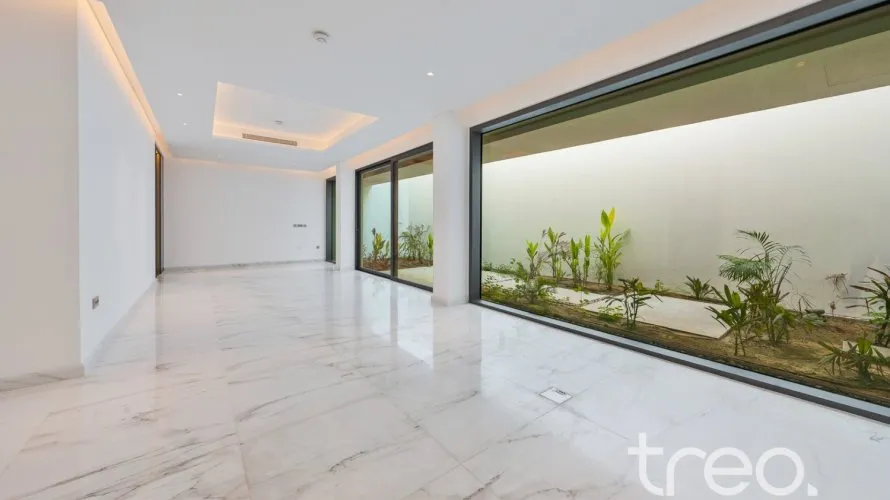 Villa de 6 chambres à Tilal Al Ghaf, UAE No. 4136 № 12
