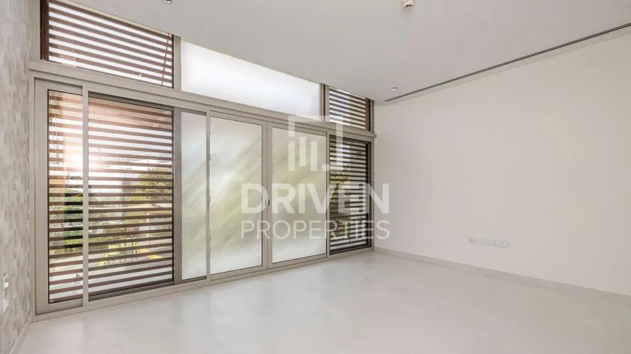 Villa de 5 chambres à District One, UAE No. 4061 № 9