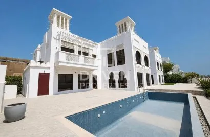 Villa de 5 chambres à Signature Villas, UAE No. 4059