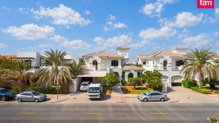 Villa de 620.8m² à Palm Jumeirah, UAE No. 4284