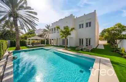 Villa de 4 chambres à Meadows, UAE No. 4141