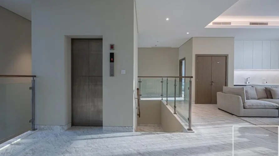 Villa de 5 chambres à District One, UAE No. 4226 № 16