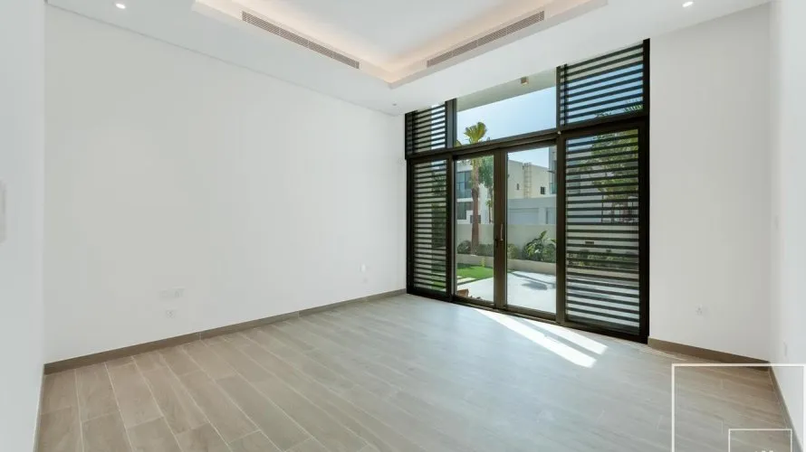 Villa de 5 chambres à District One, UAE No. 4126 № 11