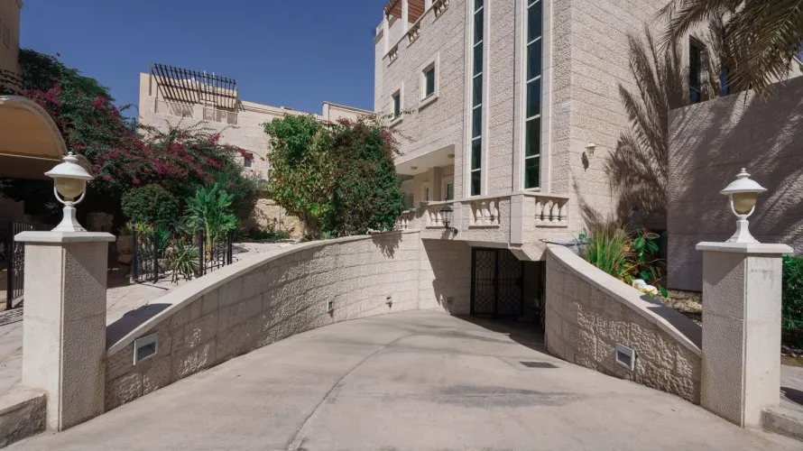 Villa de 7 chambres à Al Mushrif, UAE No. 4111 № 8