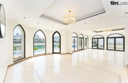 Villa de 4 chambres à Palm Jumeirah, UAE No. 4211