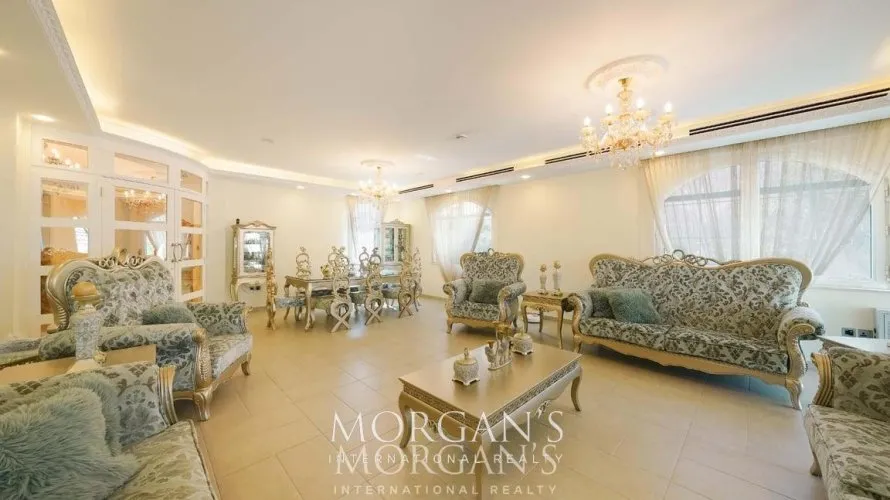 Вилла с 5 спальнями в  Jumeirah Park, Дубай, ОАЭ №660 № 4