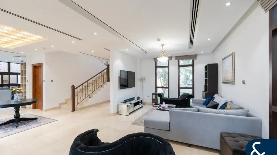 Вилла с 4 спальнями в  Jumeirah Park Homes, Jumeirah Park, Дубай, ОАЭ №1369 № 23