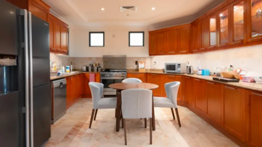 Вилла с 6 спальнями в  Signature Villas, Пальма Джумейра, Дубай, ОАЭ №1011 № 2