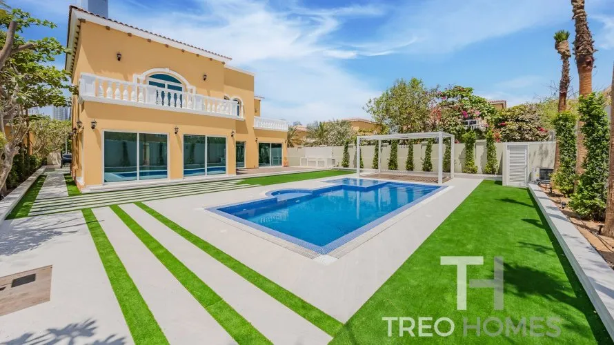 Вилла с 5 спальнями в  Legacy, Jumeirah Park, Дубай, ОАЭ №646 № 27