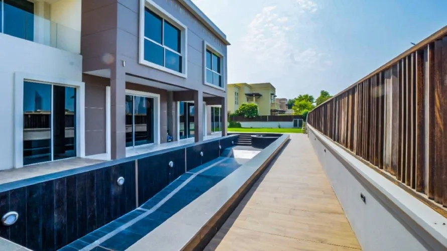 Вилла с 7 спальнями в  Emirates Hills, Дубай, ОАЭ №207 № 26