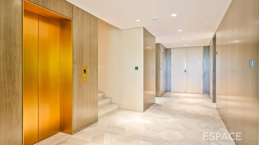 Вилла с 5 спальнями в  Пальма Джумейра, Дубай, ОАЭ №1031 № 6