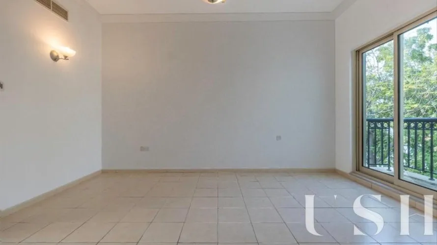 Вилла с 4 спальнями в  Jumeirah Islands, Дубай, ОАЭ №725 № 23