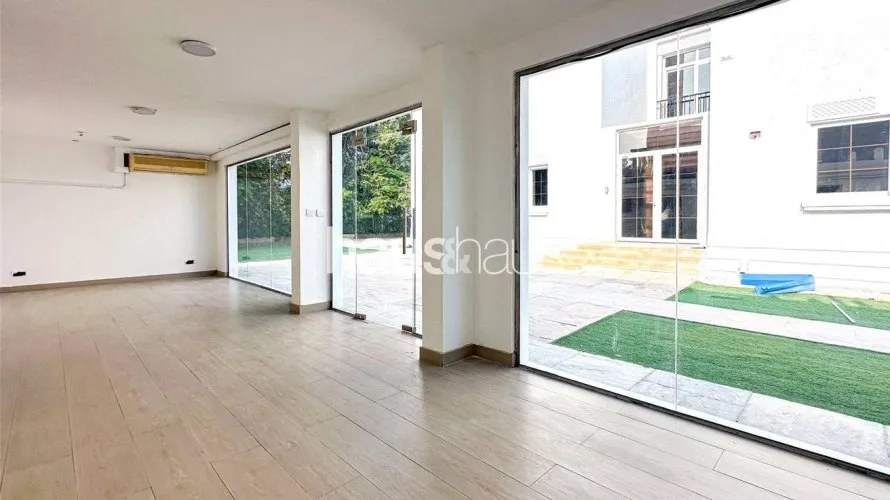 Вилла с 6 спальнями в  Emirates Hills, Дубай, ОАЭ №801 № 22