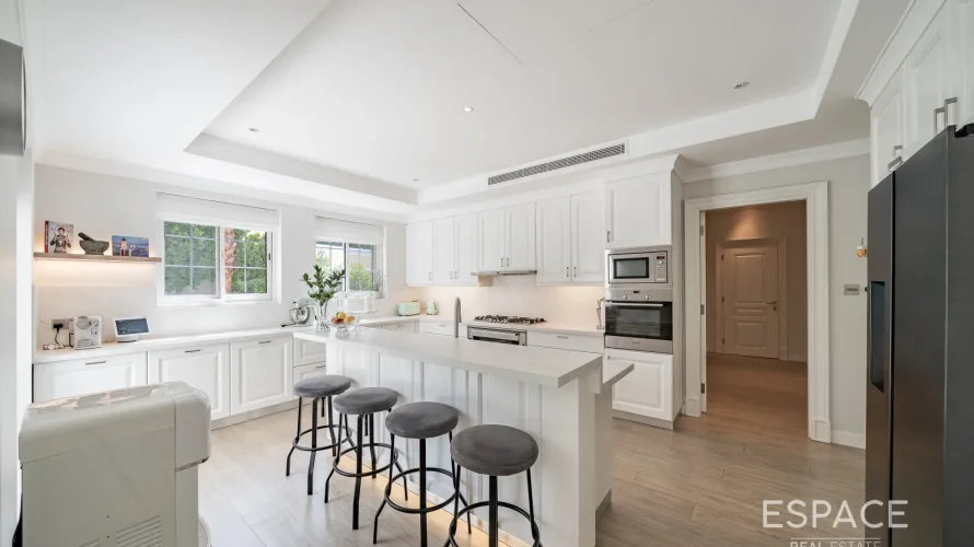 Вилла с 6 спальнями в  Арабиан Ранчес, Дубай, ОАЭ №1015 № 4