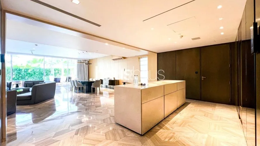 Вилла с 5 спальнями в  FIVE Palm Jumeirah, Пальма Джумейра, Дубай, ОАЭ №828 № 4