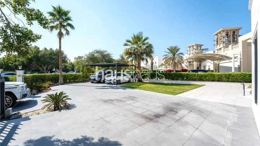 Вилла с 4 спальнями в  Jumeirah Islands, Дубай, ОАЭ №771 № 25