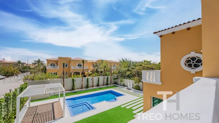 Вилла с 5 спальнями в  Legacy, Jumeirah Park, Дубай, ОАЭ №646 № 11