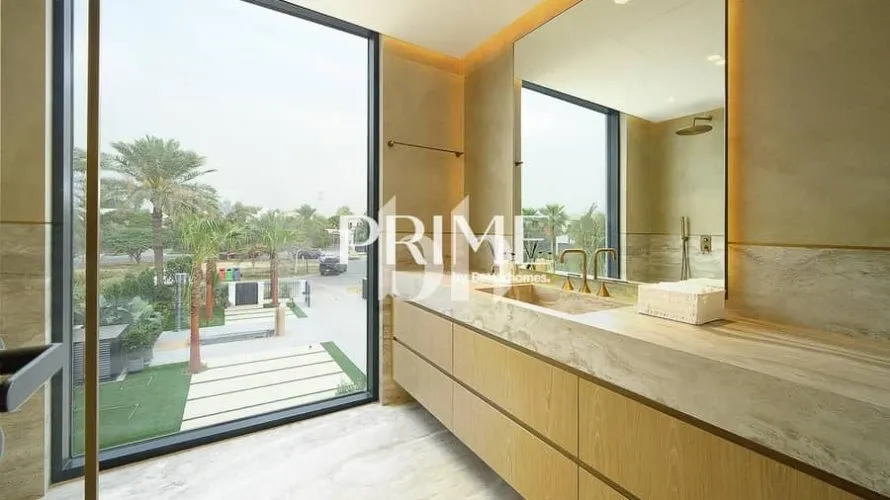 Вилла с 5 спальнями в  Jumeirah Islands, Дубай, ОАЭ №964 № 13