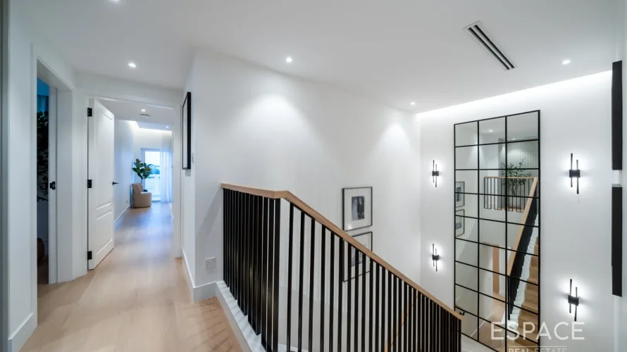 Вилла с 4 спальнями в  The Lakes, Дубай, ОАЭ №1198 № 9