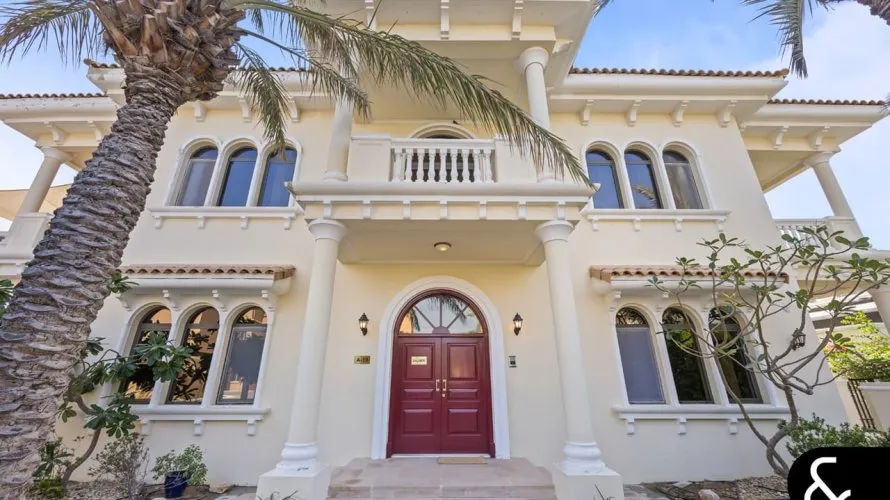 Вилла с 6 спальнями в  Signature Villas, Пальма Джумейра, Дубай, ОАЭ №1306