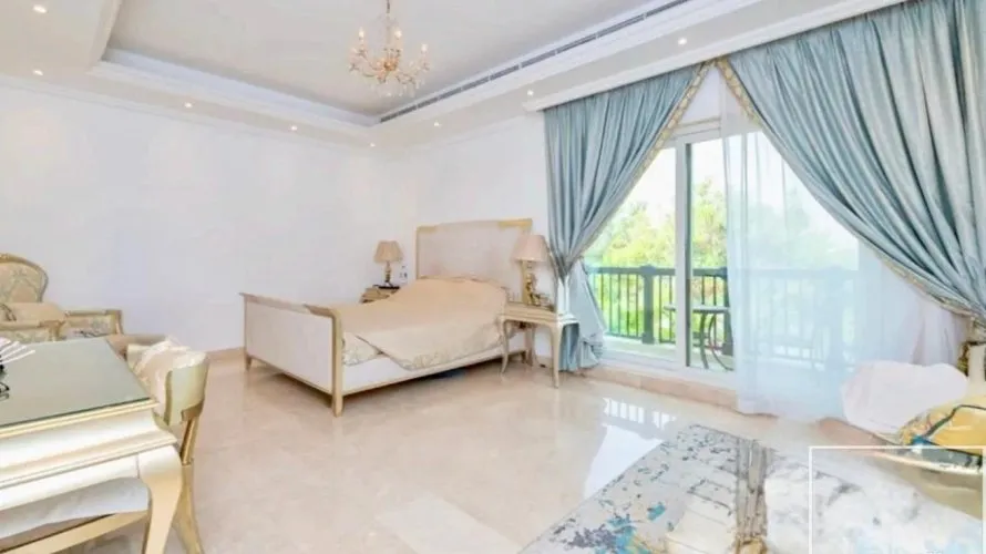 Вилла с 4 спальнями в  Jumeirah Islands, Дубай, ОАЭ №1448 № 5