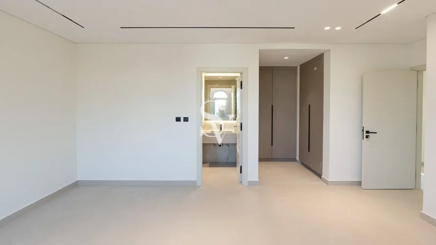 Вилла с 4 спальнями в Jumeirah Park Homes, Jumeirah Park, Дубай, ОАЭ №2373 № 16
