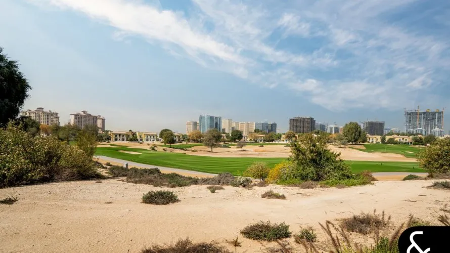 Вилла с 6 спальнями в  Victory Heights, Dubai Sports City, Дубай, ОАЭ №2298 № 1