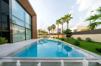 Вилла с 6 спальнями в  Al Marjan Island, Рас-эль-Хайма, ОАЭ №2421