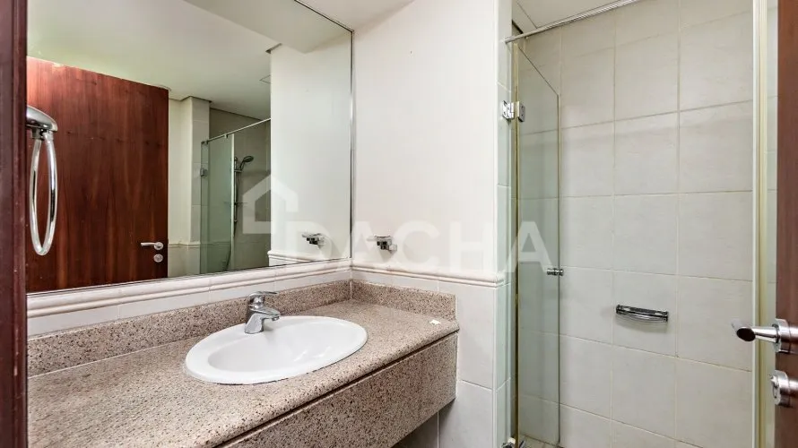 Вилла с 4 спальнями в Jumeirah Islands, Дубай, ОАЭ №2430 № 6