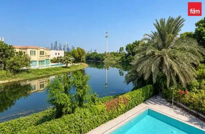 Вилла с 4 спальнями в Jumeirah Islands, Дубай, ОАЭ №4011