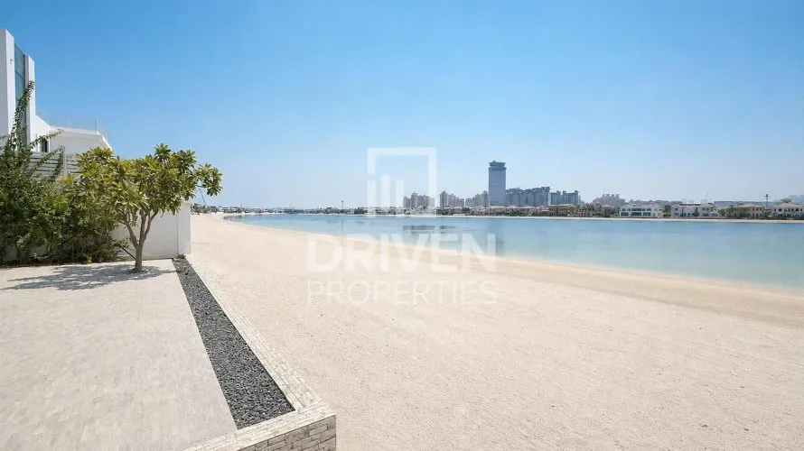 Вилла с 5 спальнями в Signature Villas, Пальма Джумейра, Дубай, ОАЭ №4059